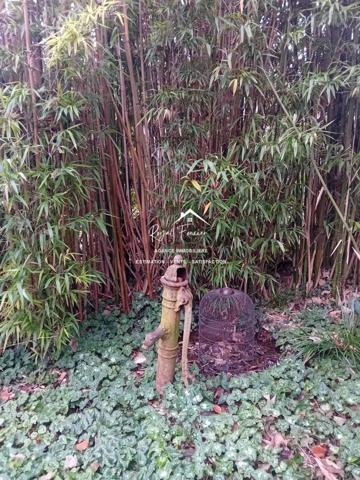 Dans un hameau, avec vue sur la nature