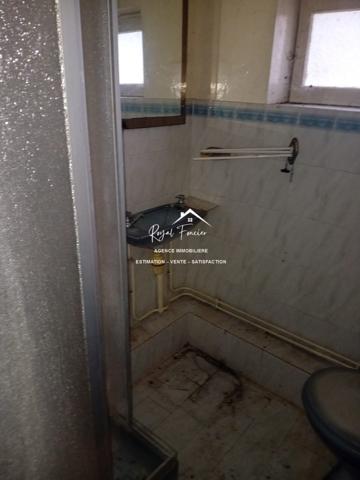 Dans un hameau, avec vue sur la nature