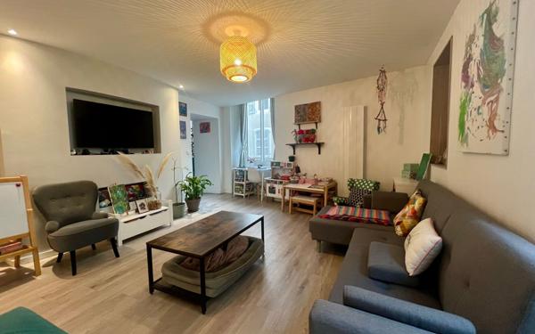 Appartement à vendre    3 pièces • 87 m2 Pau