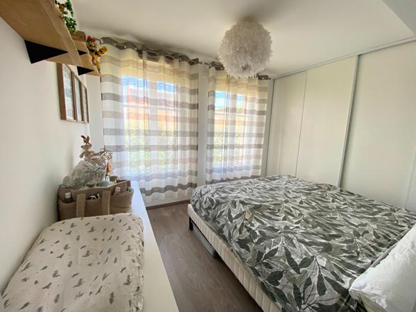 EXCLUSIVITÉ - APPARTEMENT DE 3 PIECES A VENDRE AUX CLAYES-SOUS-BOIS