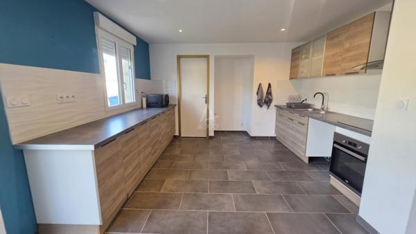 Charmante maison pierre sur SAINTE EULALIE