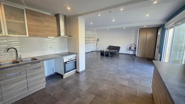 Charmante maison pierre sur SAINTE EULALIE