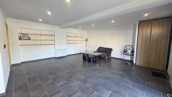 Charmante maison pierre sur SAINTE EULALIE