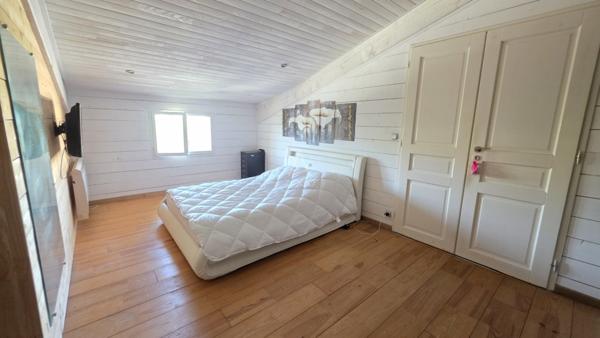 Charmante maison pierre sur SAINTE EULALIE