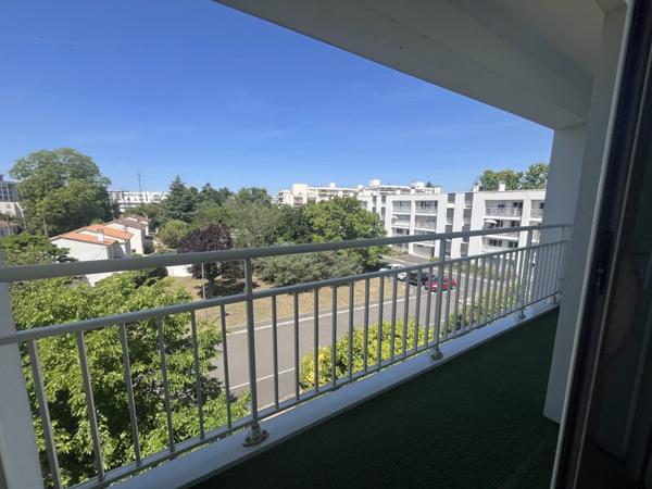 Appartement à vendre 222 000 € Bordeaux 3 p 61 m² DPE C