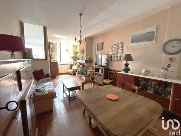 Maison 5 pièces de 118 m² à Saint-Cyprien (24220)