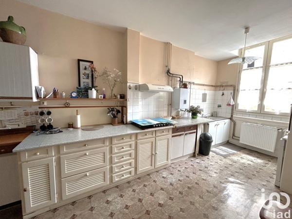 Maison 5 pièces de 118 m² à Saint-Cyprien (24220)