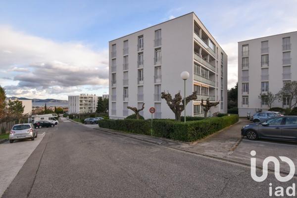 Appartement 3 pièces de 60 m² à La Ciotat (13600)