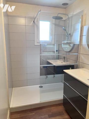 A 500 du port de Kérity et au calme 