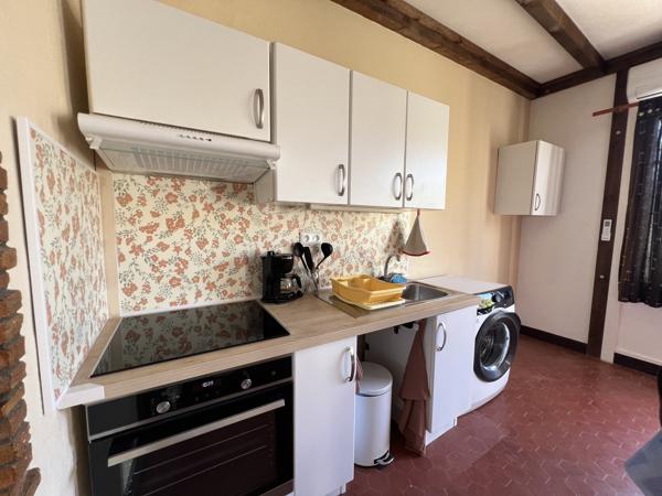 Cannes – A Louer - Grand Studio Meublé avec Balcon