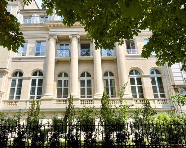 Appartement F6 à vendre  6 pièces - 142 m2 PARIS - 75008