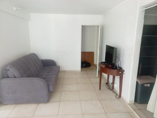 Maison à vendre 4 pièces LAMENTIN (971)