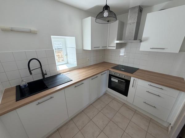 Appartement à louer 499 € CC Bessines-sur-Gartempe 2 p 49 m² DPE D