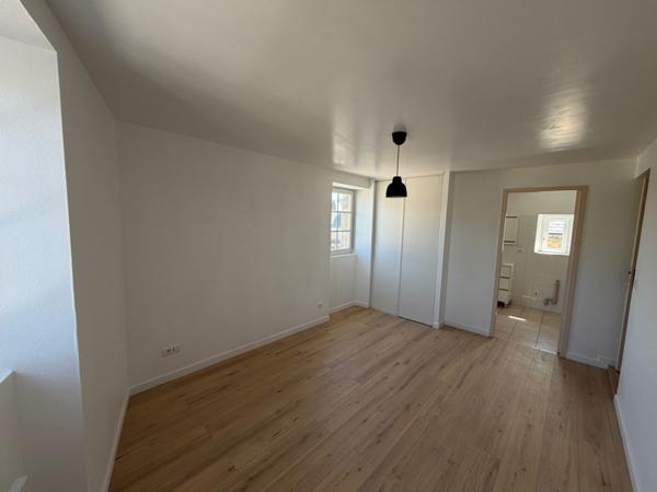 Appartement à louer 499 € CC Bessines-sur-Gartempe 2 p 49 m² DPE D
