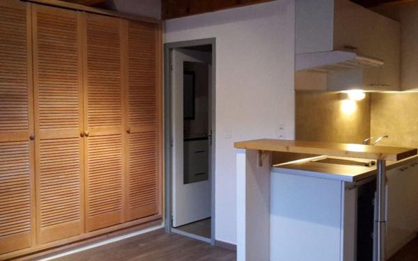 Immeuble à vendre    5 pièces • 108,76 m2 Forcalquier