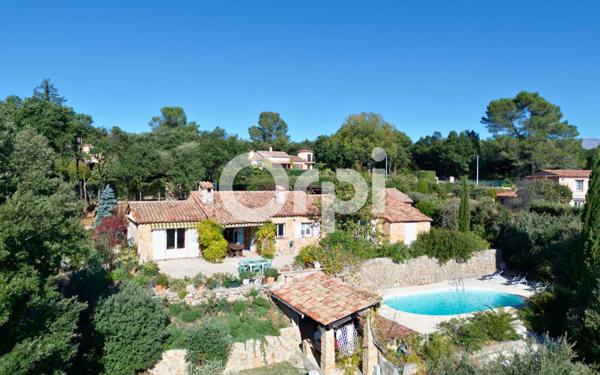 Maison à vendre    7 pièces • 165 m2 Montauroux