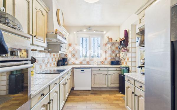 Maison à vendre    7 pièces • 165 m2 Montauroux