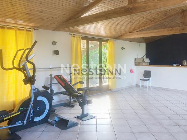 Maison familiale restaurée 195 m² - proche bourg de Contres - 7 pièces - 4 à 5 chambres - proximité toutes commodités