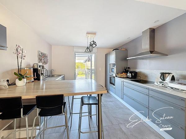 7min Bécon les Granits Maison 144m2 5 chambres