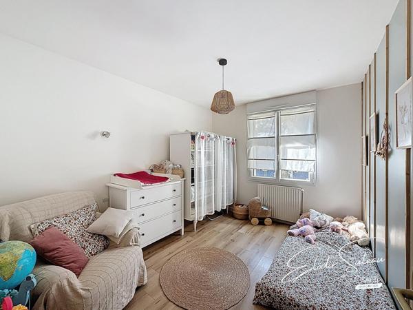 7min Bécon les Granits Maison 144m2 5 chambres