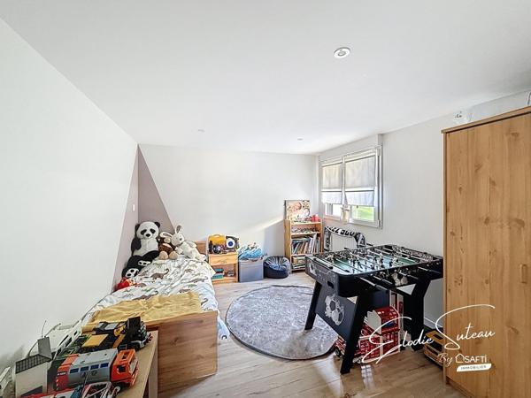 7min Bécon les Granits Maison 144m2 5 chambres