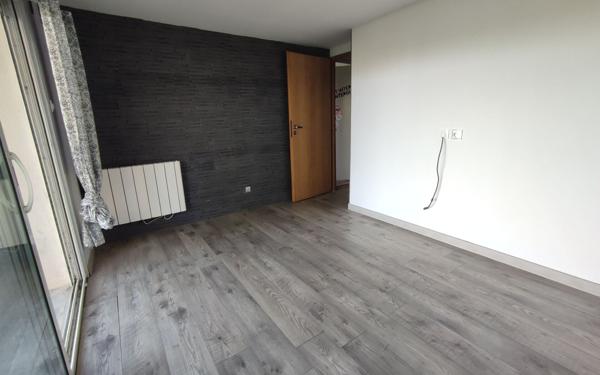 Maison à vendre    5 pièces •  Port-des-Barques