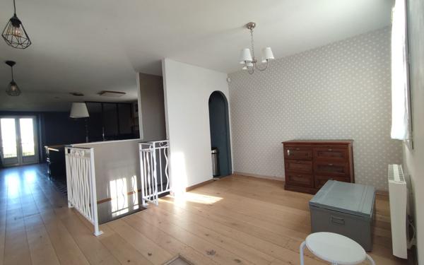 Maison à vendre    5 pièces •  Port-des-Barques