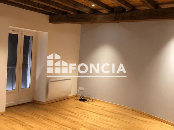 Location Appartement 4 pièces 69.16 m² - 4 RUE CHATEAU DE LASSALLE Buzy 64260