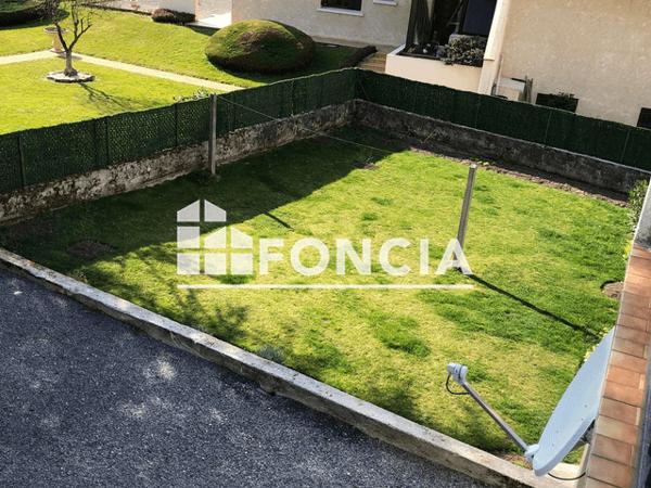 Location Appartement 4 pièces 69.16 m² - 4 RUE CHATEAU DE LASSALLE Buzy 64260