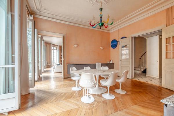 Paris 6ème, Appartement 2 Chambres -  148 m² à vendre