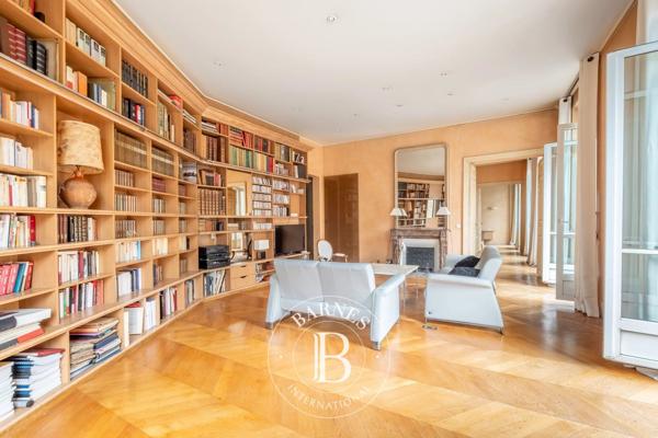 Paris 6ème, Appartement 2 Chambres -  148 m² à vendre