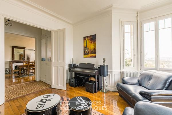 Maison de Maitre emblématique rénovée avec vue imprenable sur la Vallée de l’Oise