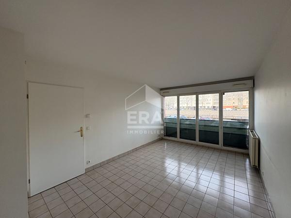 Appartement 2 pièce(s) 47 m2 : Future gare Ligne 18 à 0,7km à pied (Villaroy)