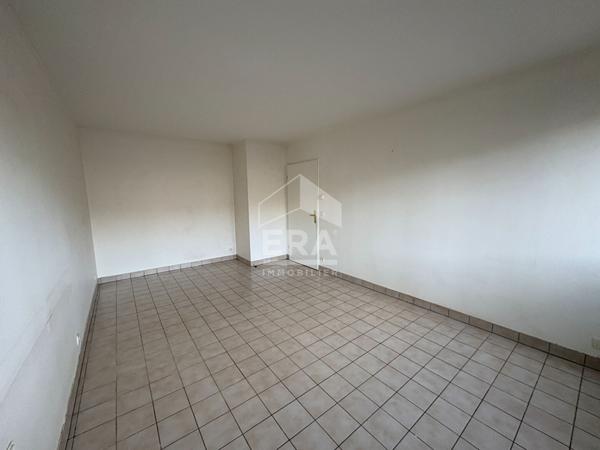 Appartement 2 pièce(s) 47 m2 : Future gare Ligne 18 à 0,7km à pied (Villaroy)