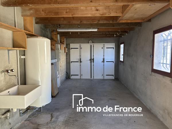 Plain-pied de 119 m², 4 chambres, bureau, 2 garages sur terrain de 1013 m²