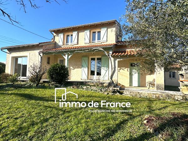 Plain-pied de 119 m², 4 chambres, bureau, 2 garages sur terrain de 1013 m²