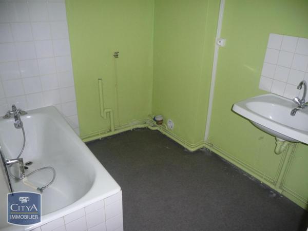 Appartement à louer 3 pièces 74.18m²