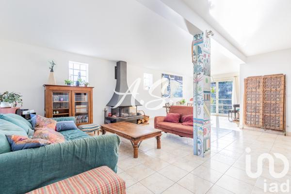 House for sale 9 rooms 195 m² Verrières-le-Buisson