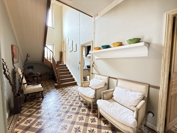 Villeneuve-les-Corbières (11360) Maison de Maître F6 de 460 m2 avec piscine et terrain de 1350 m2