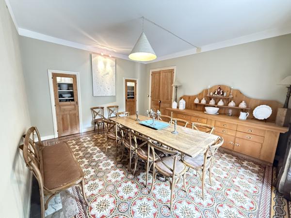 Villeneuve-les-Corbières (11360) Maison de Maître F6 de 460 m2 avec piscine et terrain de 1350 m2