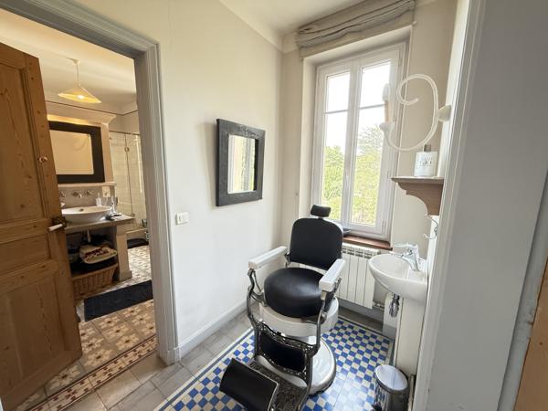 Villeneuve-les-Corbières (11360) Maison de Maître F6 de 460 m2 avec piscine et terrain de 1350 m2