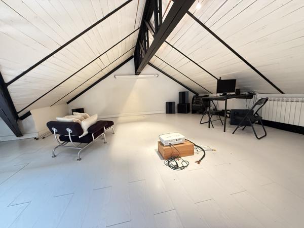 Villeneuve-les-Corbières (11360) Maison de Maître F6 de 460 m2 avec piscine et terrain de 1350 m2