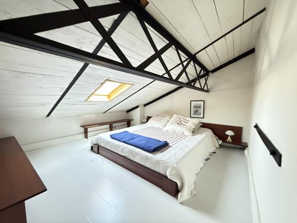 Villeneuve-les-Corbières (11360) Maison de Maître F6 de 460 m2 avec piscine et terrain de 1350 m2