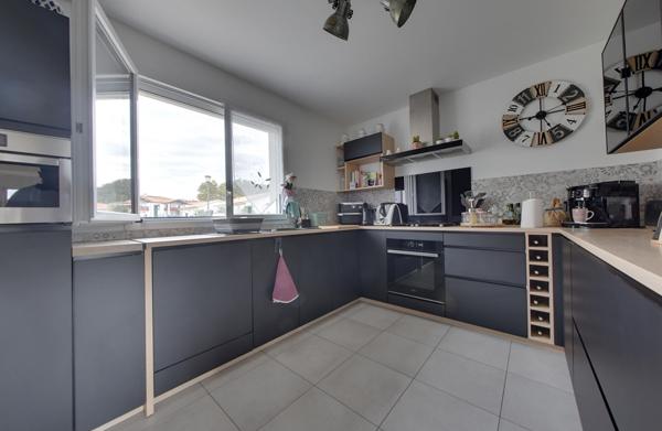 Maison Saint Geours De Maremne 5 pièces 114.08 m2, Garage, Piscine chauffée