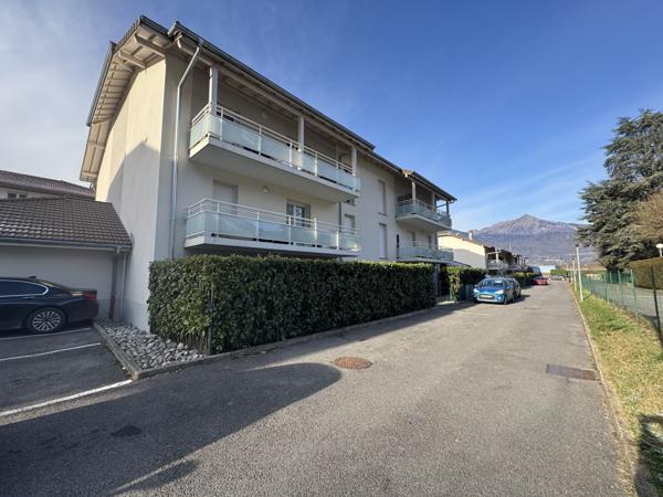 SCIONZIER - APPARTEMENT T3 + DEUX PLACES DE PARKING