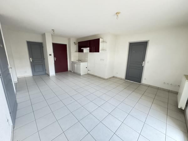 SCIONZIER - APPARTEMENT T3 + DEUX PLACES DE PARKING