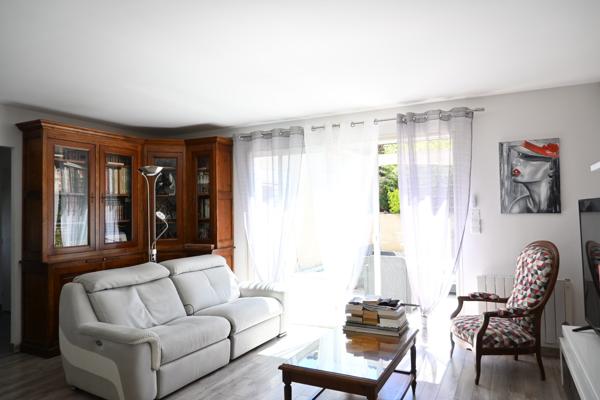 Maison T5 de plain pied – Montlegun – grand garage