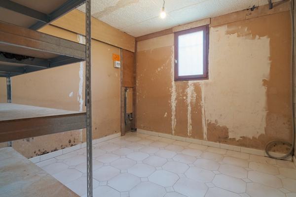 CARCASSONNE – SAINT-HILAIRE Villa T5 152m² (114m² hab.) avec garage, jardin, verger et puits, sur 4.315m²