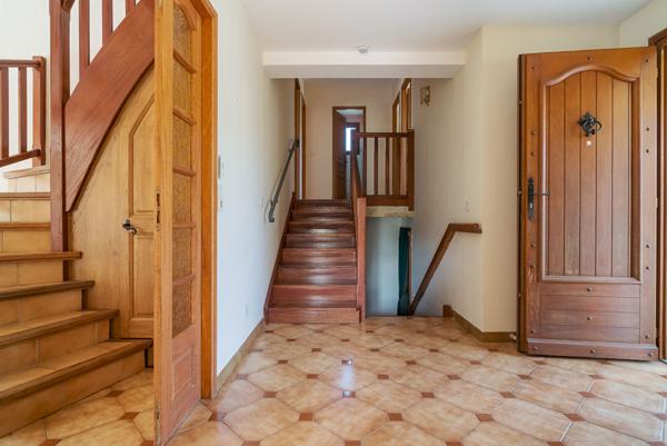 CARCASSONNE – SAINT-HILAIRE Villa T5 152m² (114m² hab.) avec garage, jardin, verger et puits, sur 4.315m²