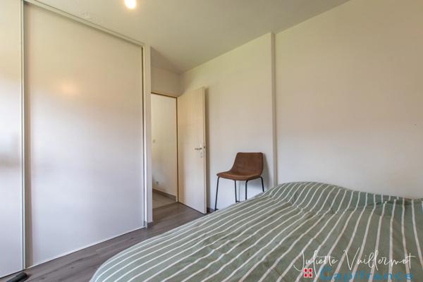 LA MOTTE SERVOLEX (73290) : Appartement T2, jardin, cave et une place de parking privative